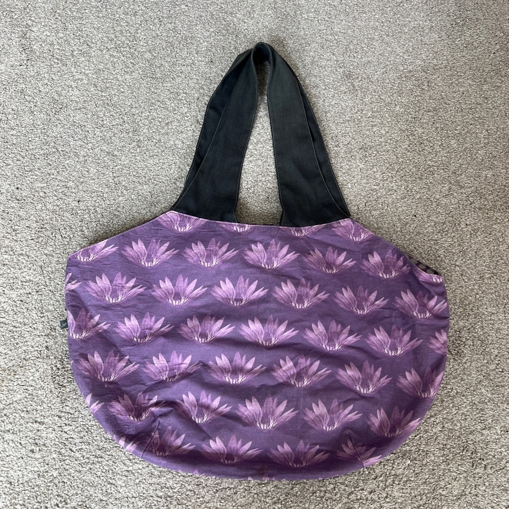 Purple Lotus Women's Yoga/Pilates Cloth Tote Bag, No Closure,Wide Strap,Gym Bag